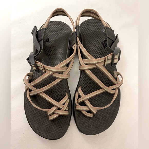 Chaco Women’s Sandals Size 8 - Picture 2 of 7